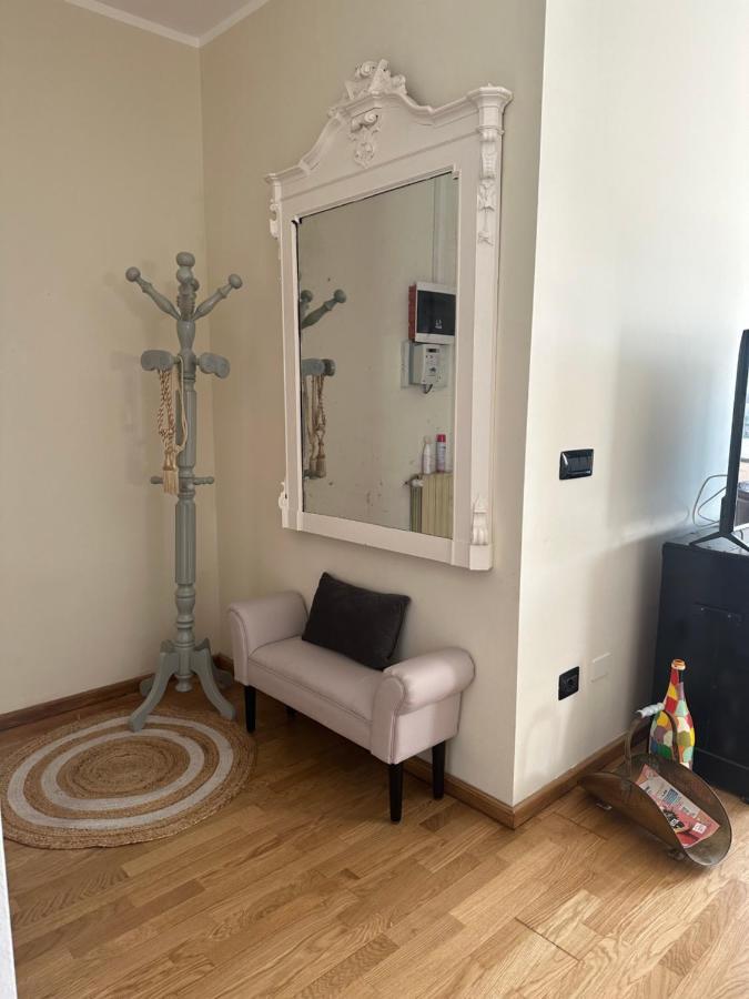 Luxury Center Appartment Novi Ligure Buitenkant foto